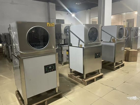 点击查看详细信息<br>标题：热水高压全自动取样桶请洗机 阅读次数：1827